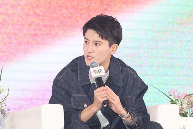 亚洲午夜免费视频